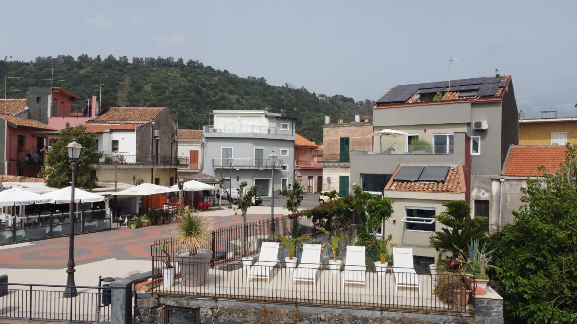 Luxury B&B Euphorbia Acireale Bagian luar foto