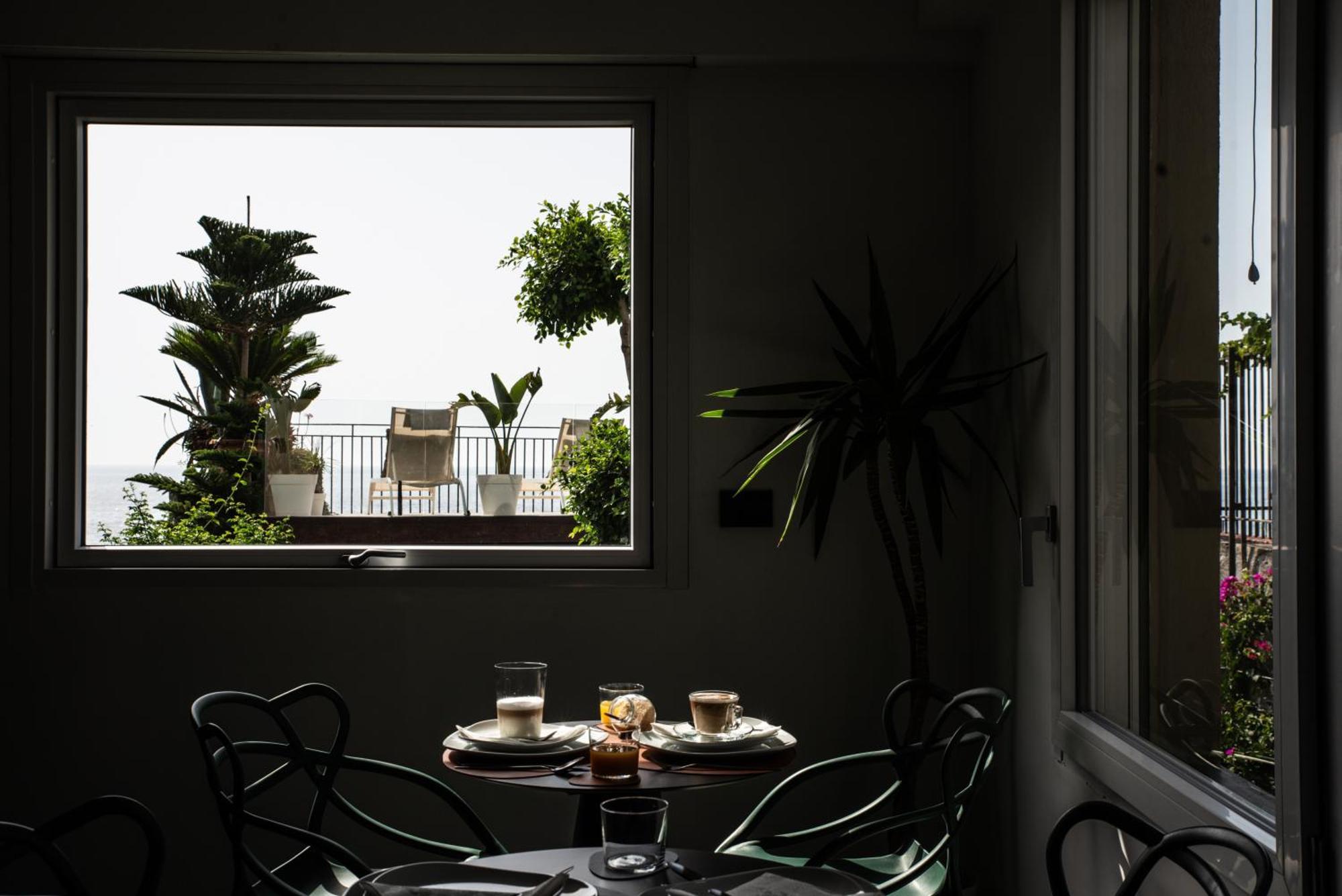 Luxury B&B Euphorbia Acireale Bagian luar foto