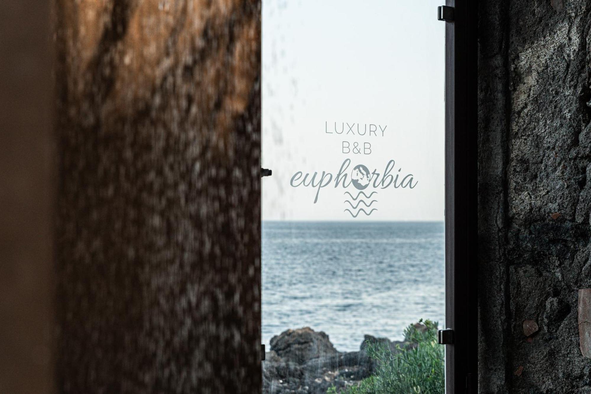 Luxury B&B Euphorbia Acireale Bagian luar foto
