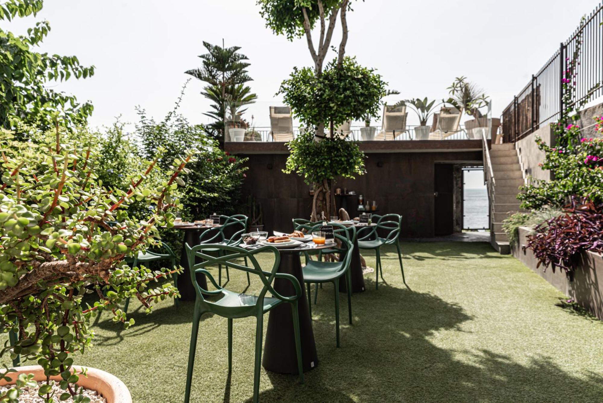 Luxury B&B Euphorbia Acireale Bagian luar foto